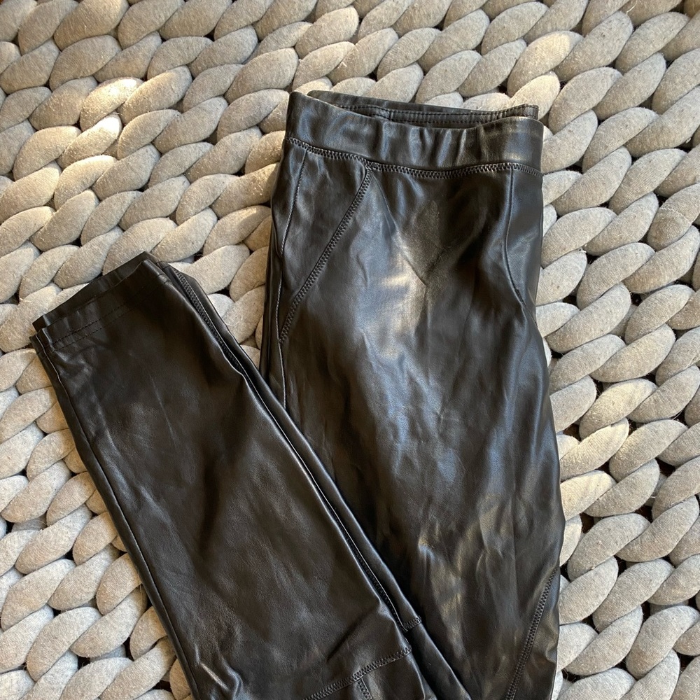 -WILFRED LEATHER PANTS, size 4, Older style similar to Daria pant